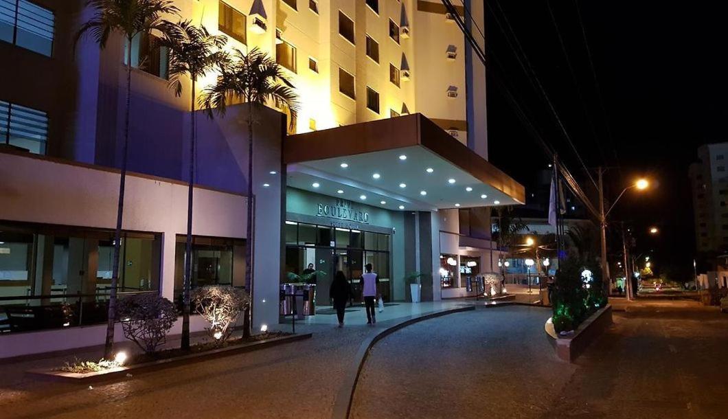 Boulevard Caldas Novas Buitenkant foto